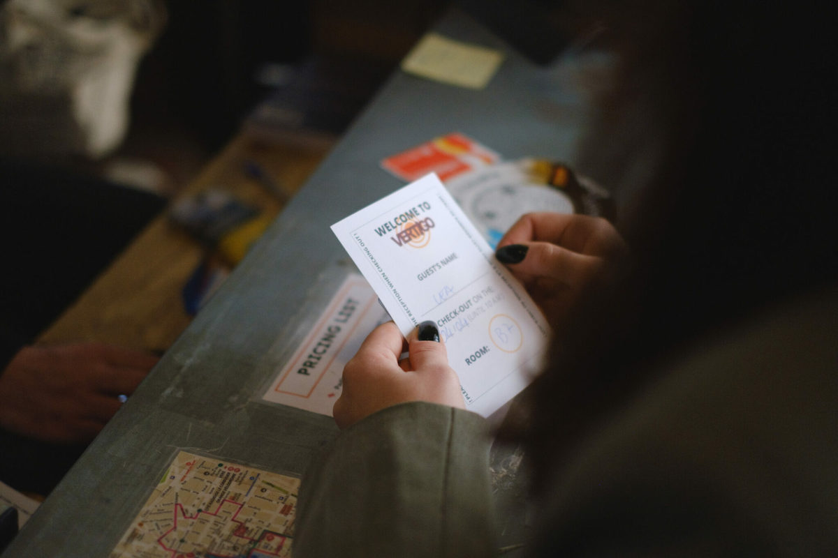 reception-vertigo-hostel-marseille